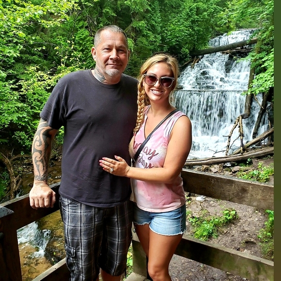 Meet your Posher, Jessica - Picture 4 of 5